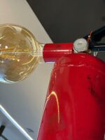 Suspension luminaire design industriel – Modèle extincteur – Image 5